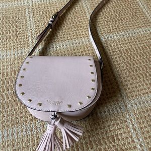 Victoria’s Secret small pocketbook. Shoulder bag